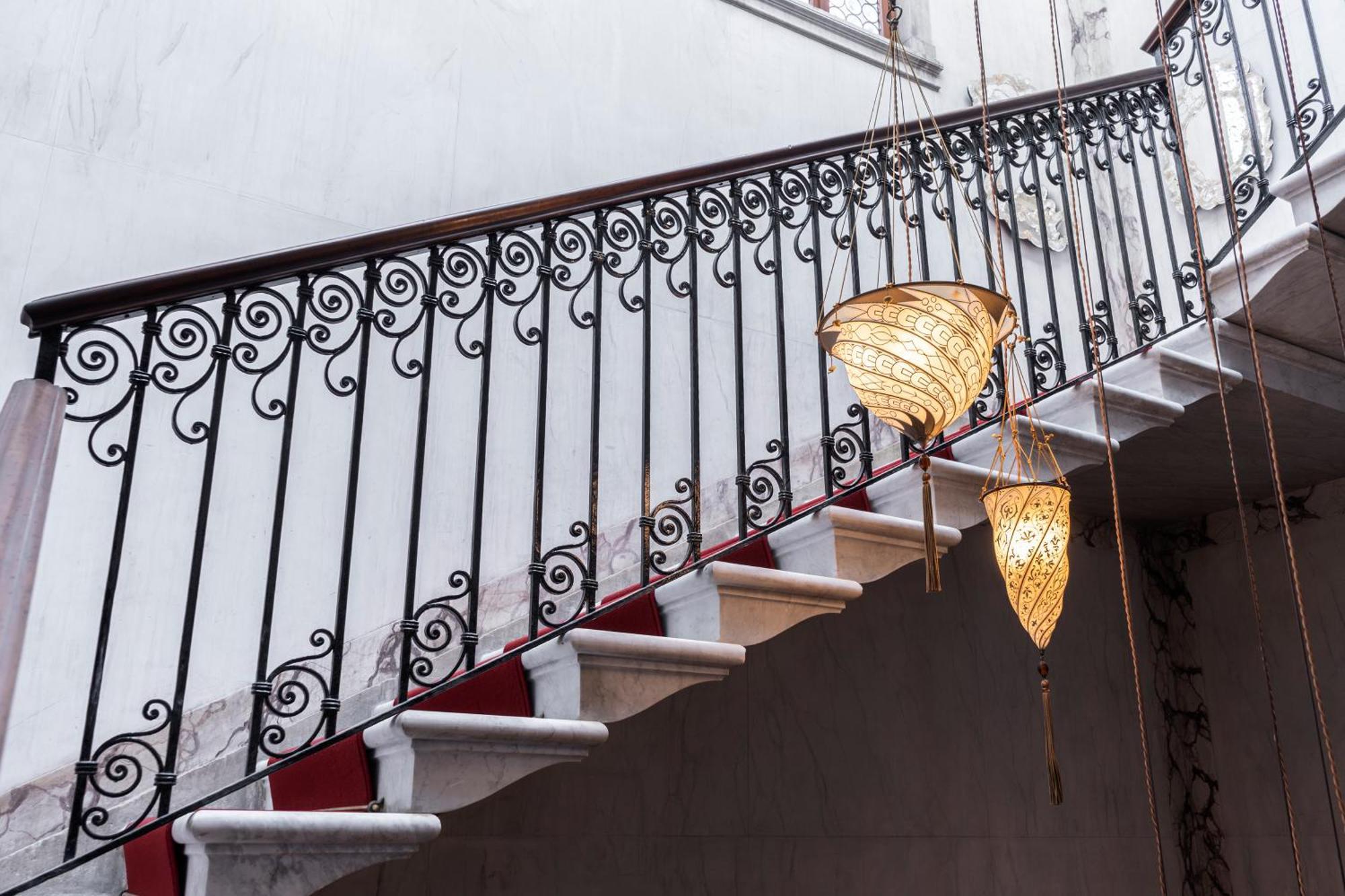 Be Mate Ponte Di Rialto Aparthotel Venice Exterior photo