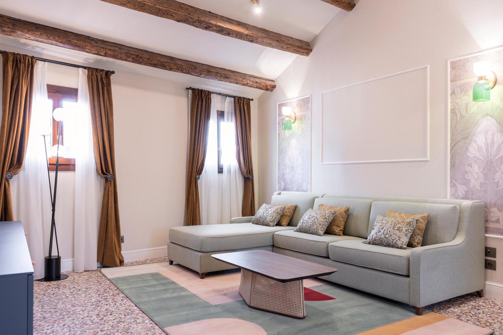 Be Mate Ponte Di Rialto Aparthotel Venice Exterior photo